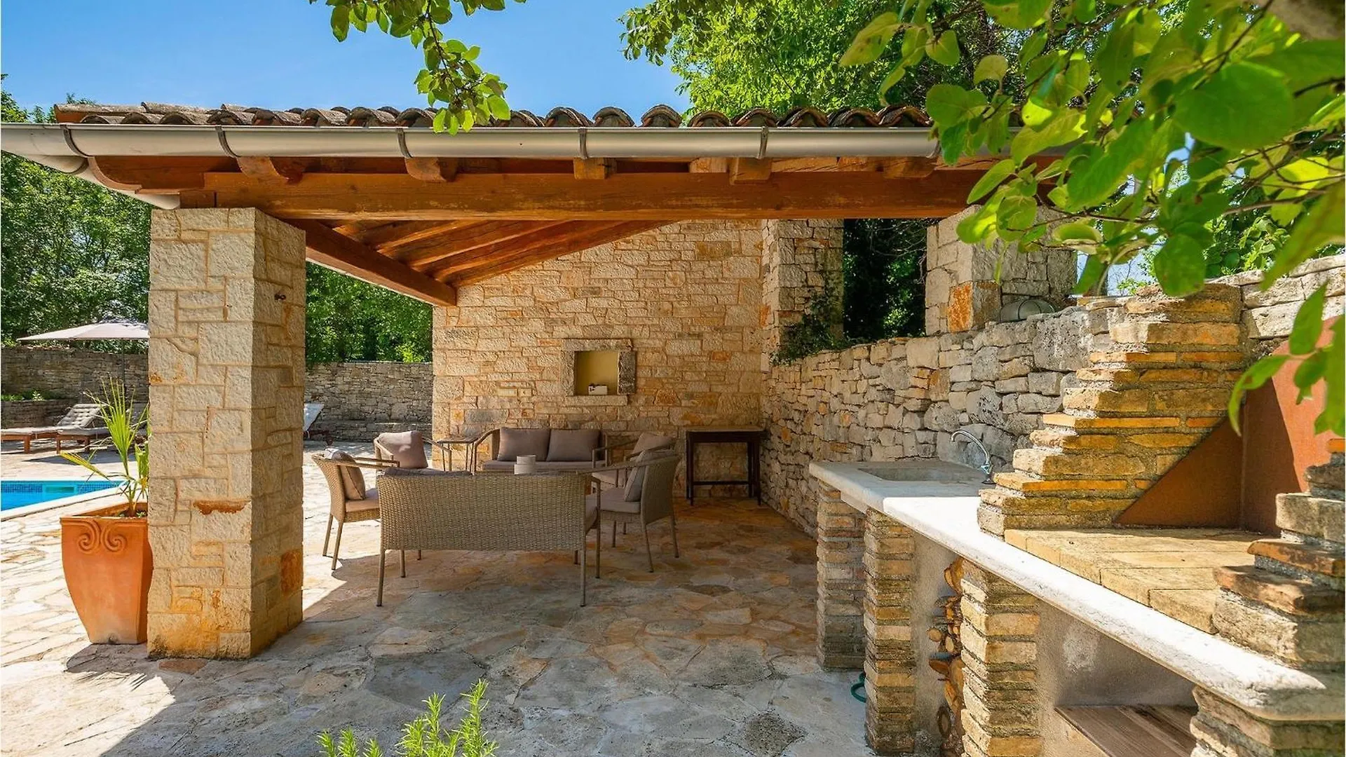 Villa Roveria Butkovici  Holiday home